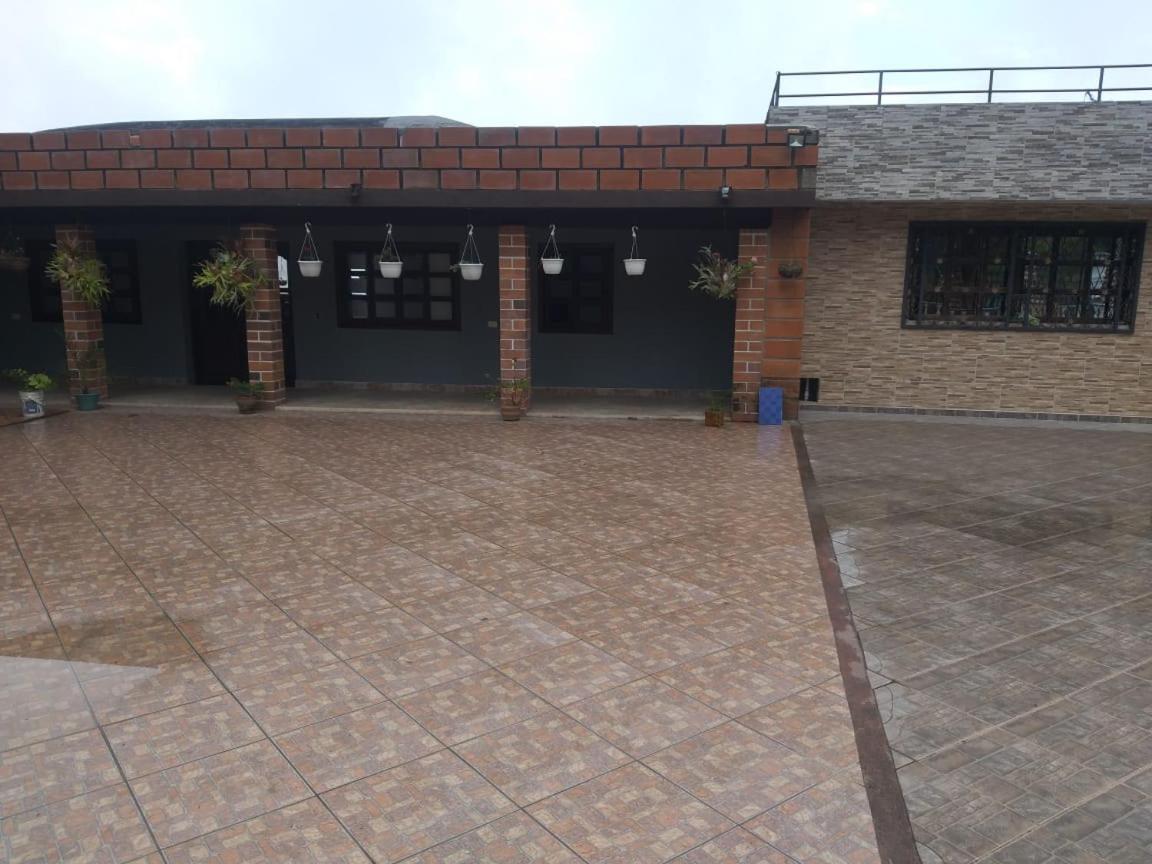 Finca Los Alpes San Jerónimo Екстериор снимка