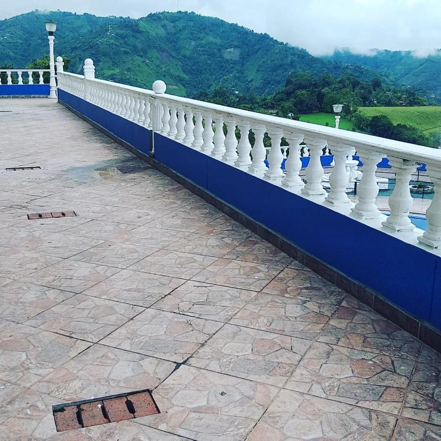 Finca Los Alpes San Jerónimo Екстериор снимка