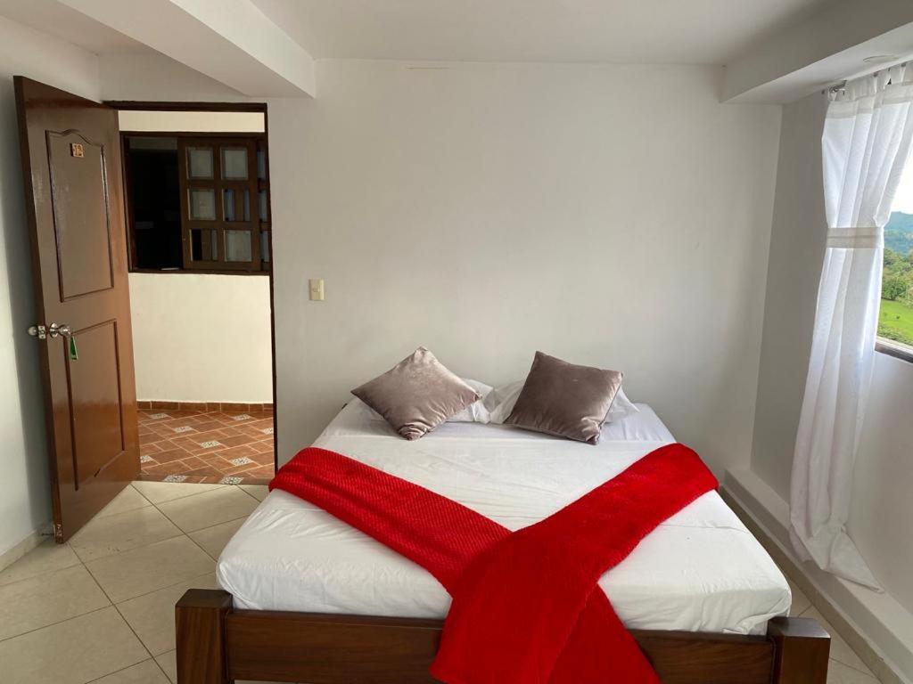 Finca Los Alpes San Jerónimo Екстериор снимка
